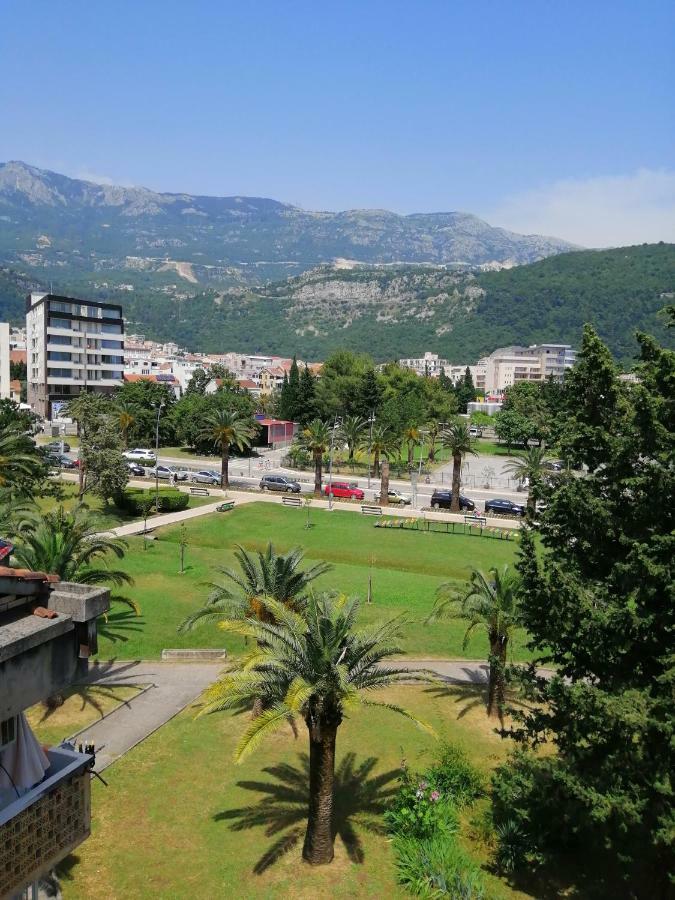 Centar Budva Luaran gambar